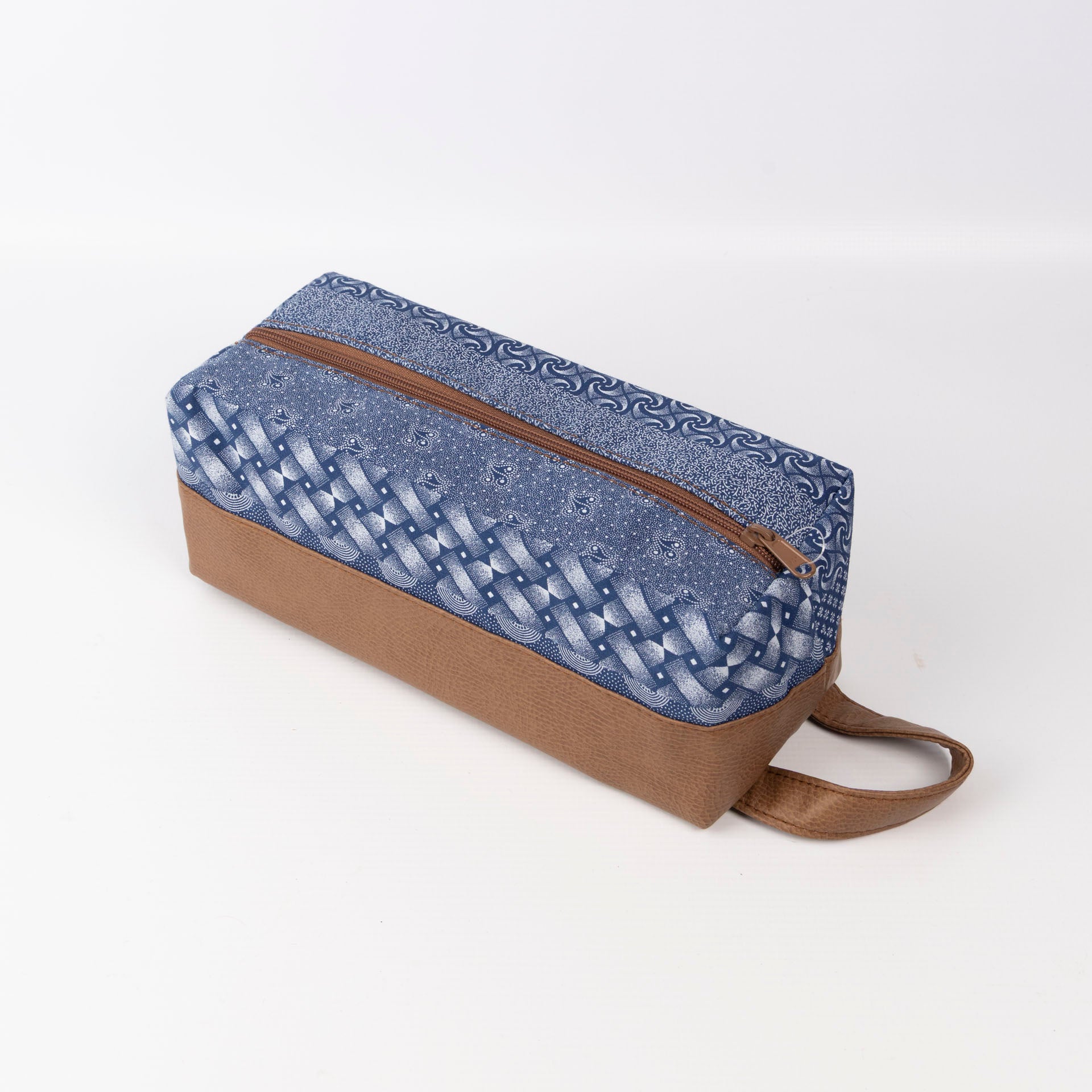 Shwe Leather-Look Toiletry Bag
