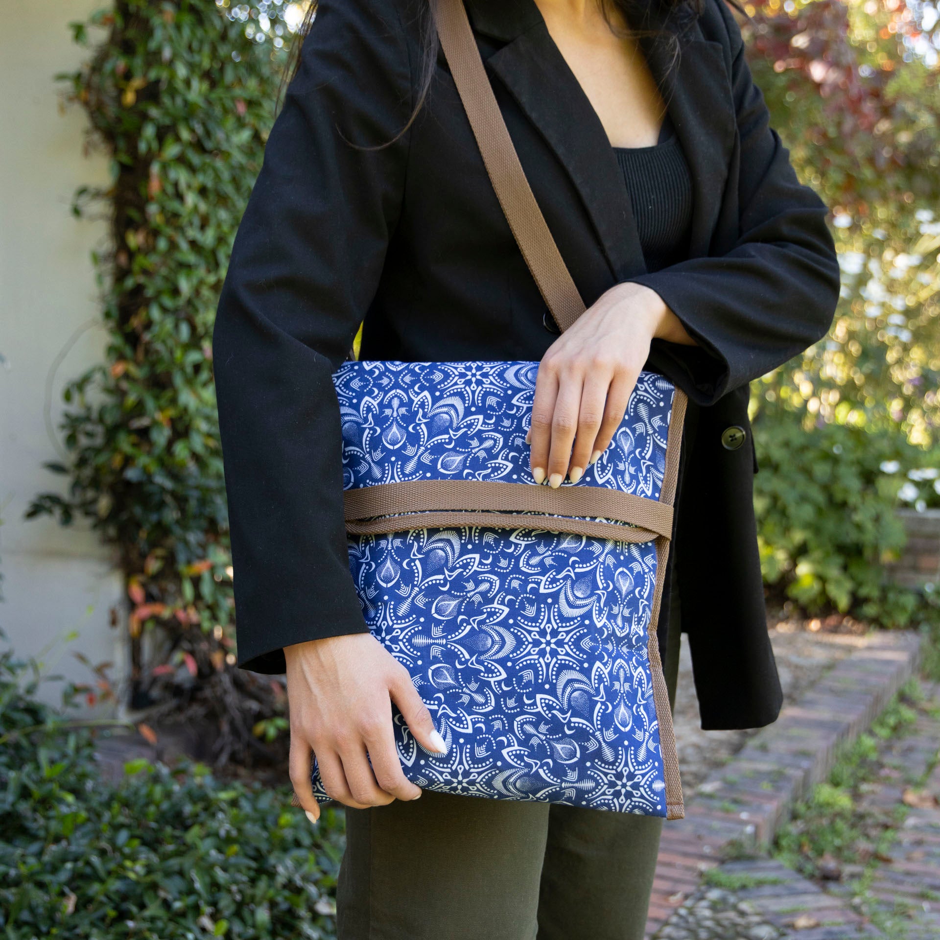 Shwe Multi-Use Laptop / Tablet Sleeve