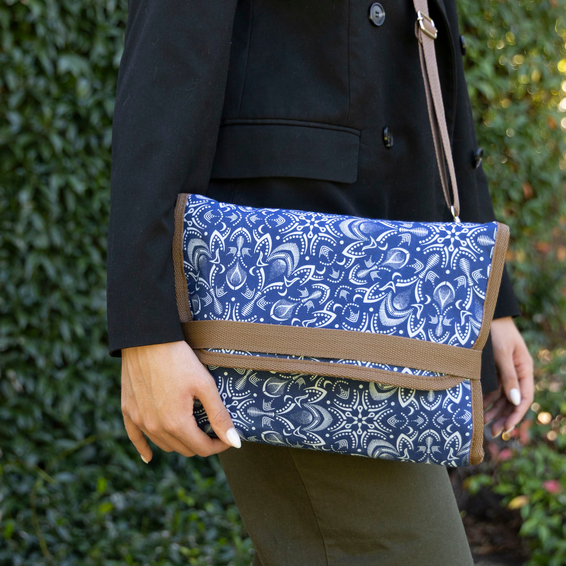 Shwe Multi-Use Laptop / Tablet Sleeve