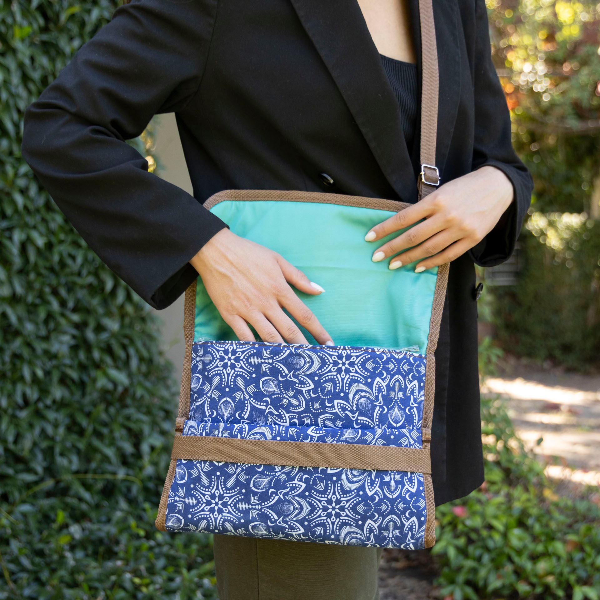 Shwe Multi-Use Laptop / Tablet Sleeve
