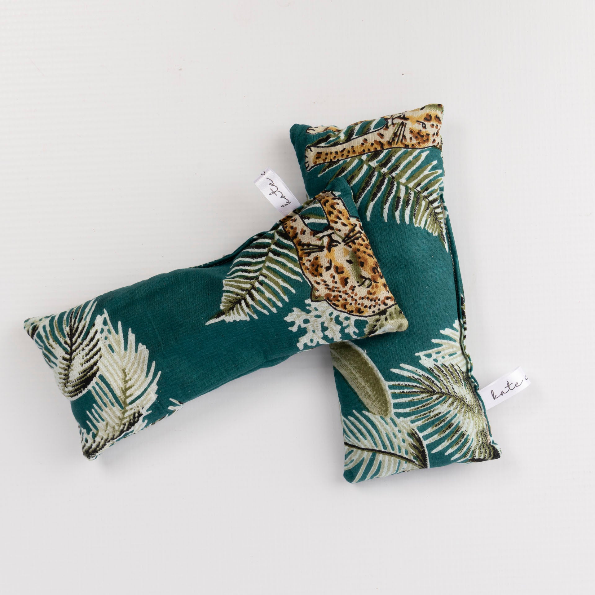 Vintage Inspired Scented Fabric Sachets (2 pack – assorted fragrances)