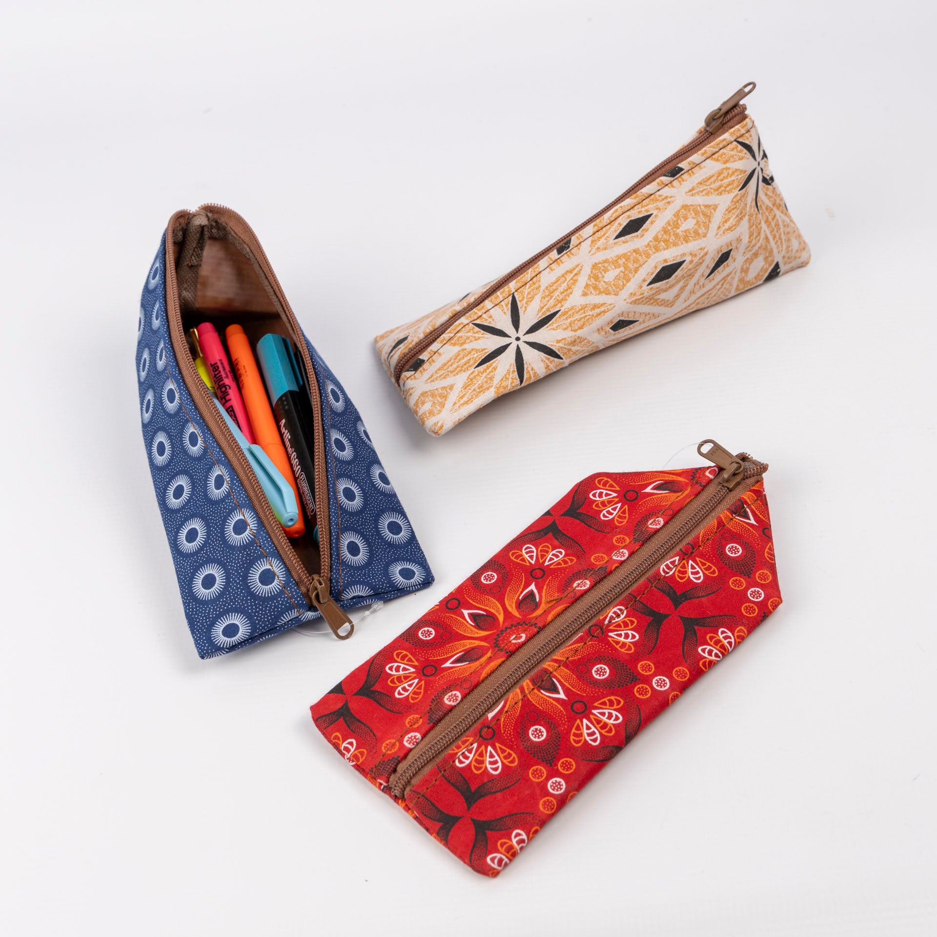 Shwe Pop-Up Pencil Case