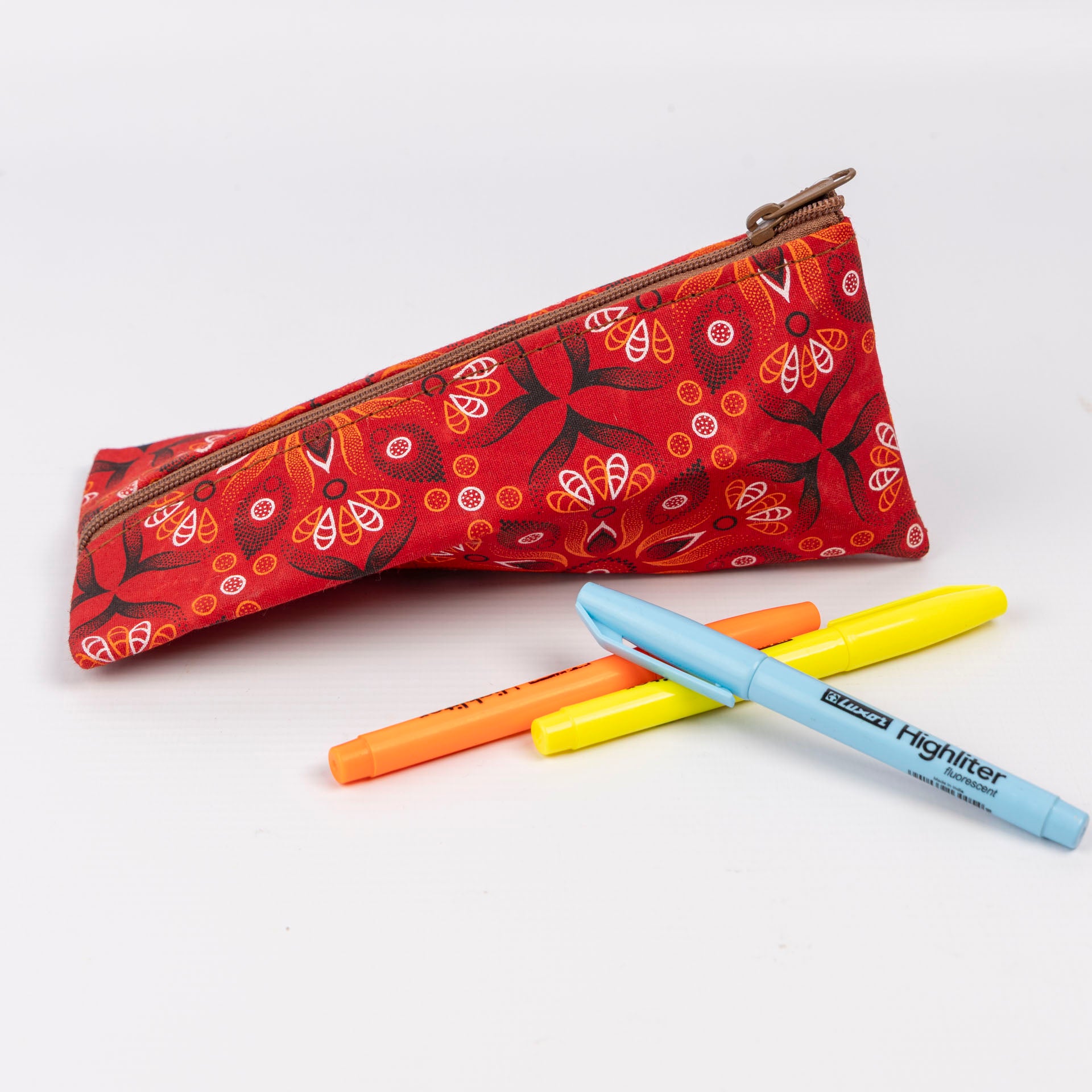 Shwe Pop-Up Pencil Case
