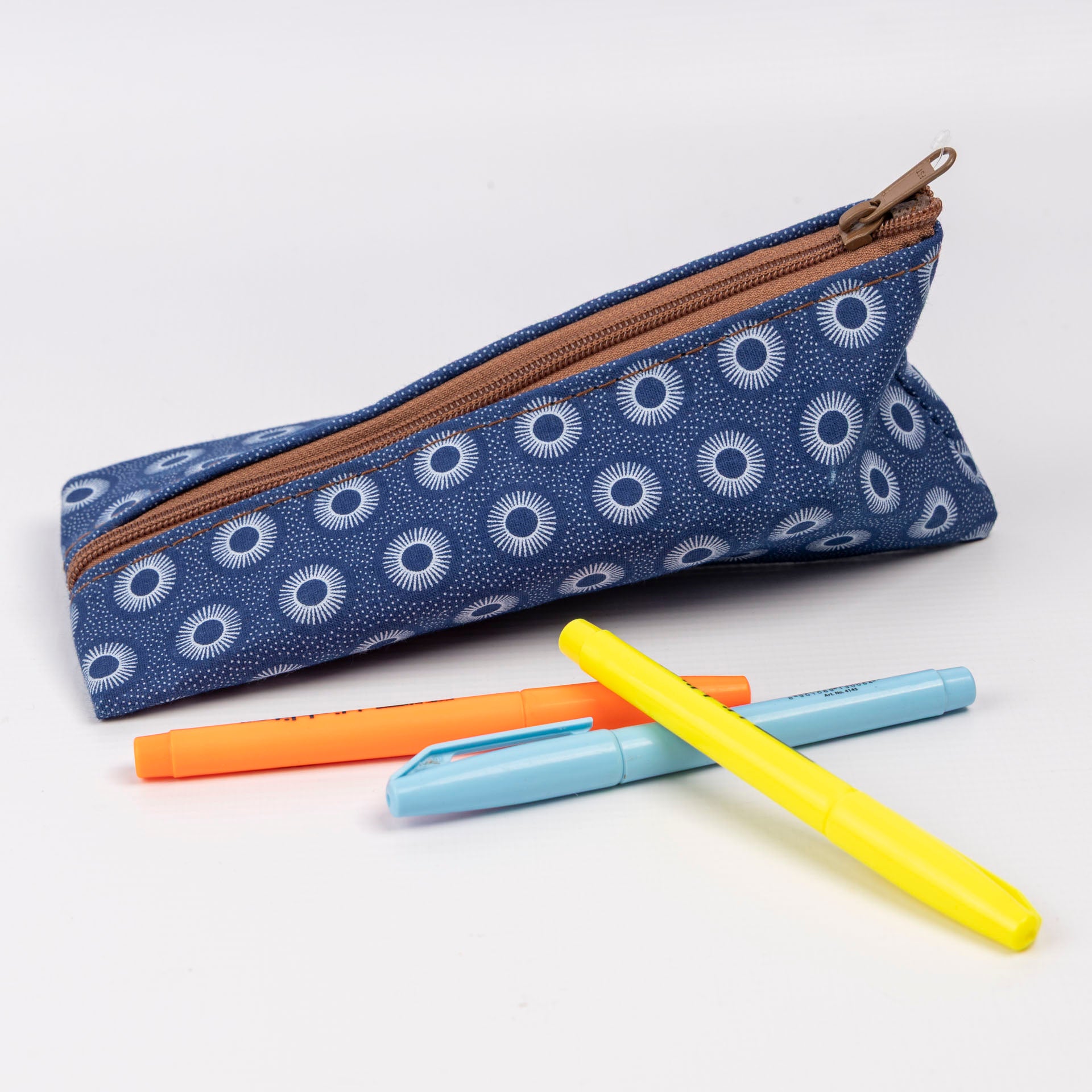 Shwe Pop-Up Pencil Case
