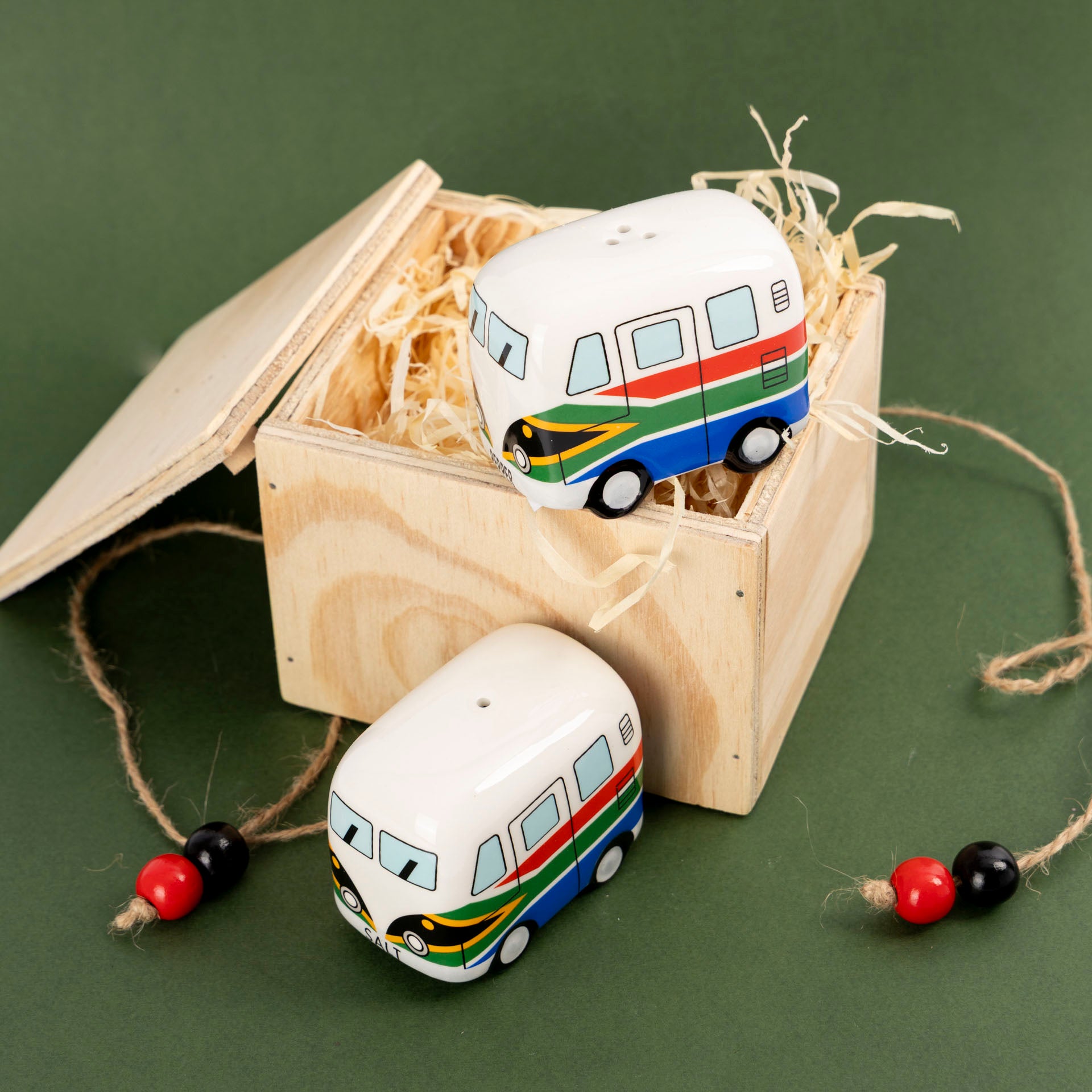 Taxi Salt & Pepper Shaker Set in Wooden Box