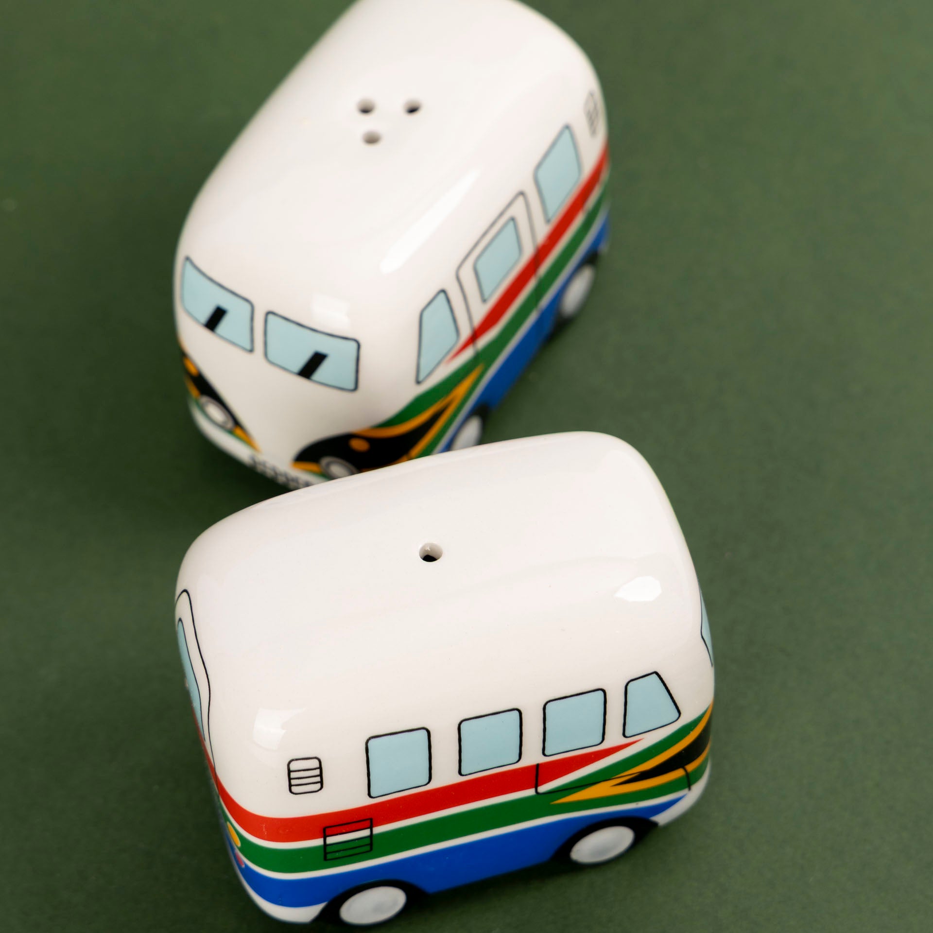 Taxi Salt & Pepper Shaker Set in Wooden Box