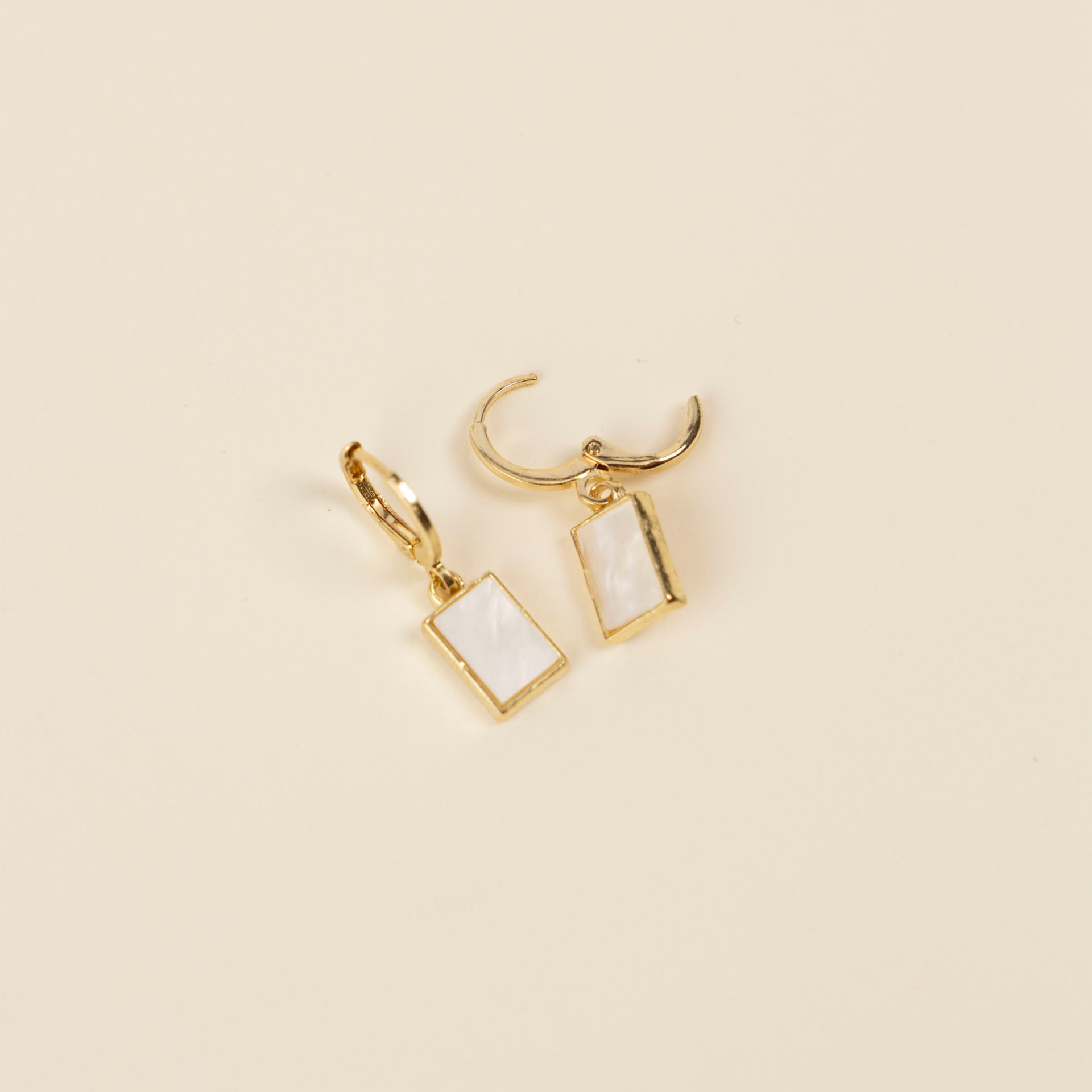 Stainless Steel Minimalist Pearlescent Earrings