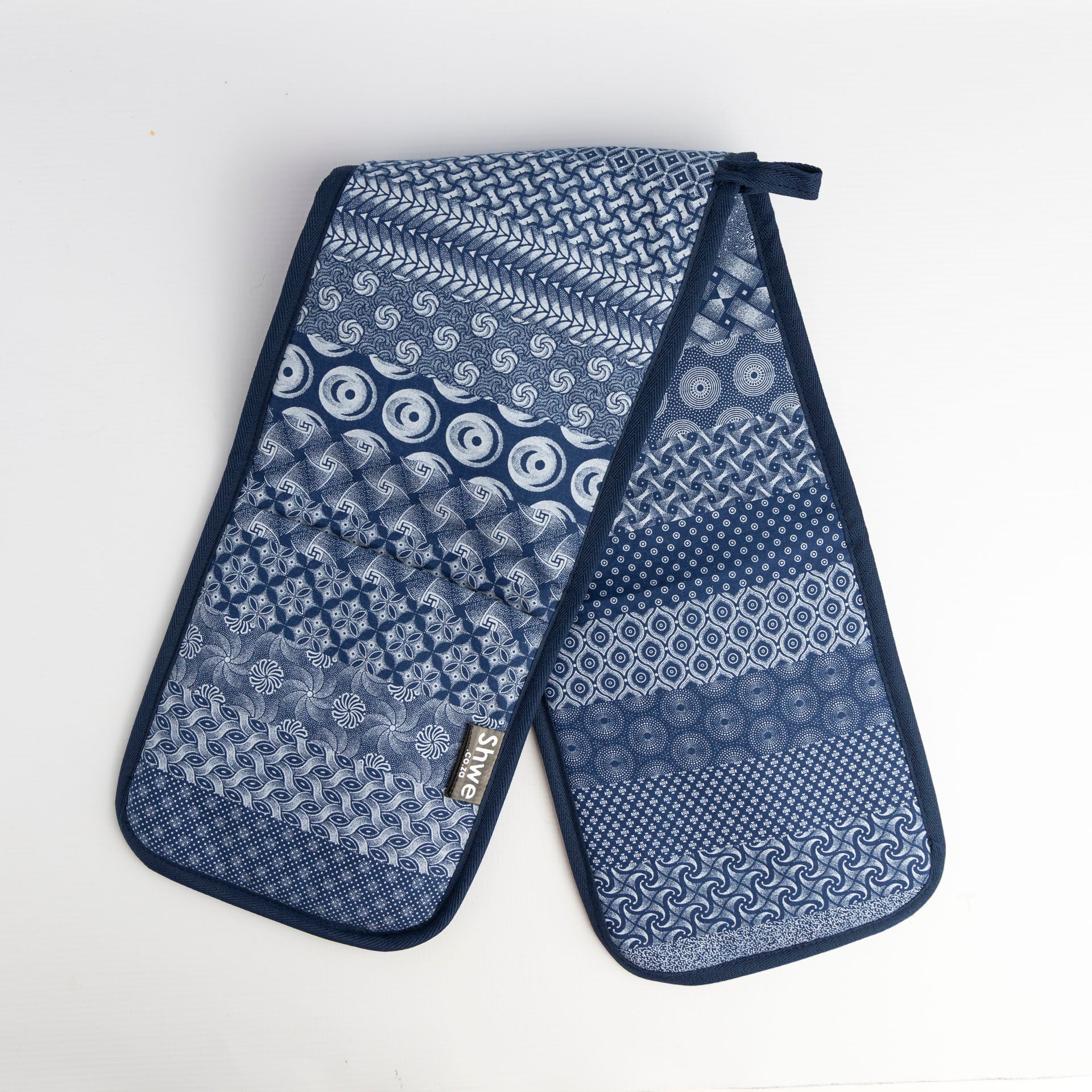 Shwe Oven Gloves