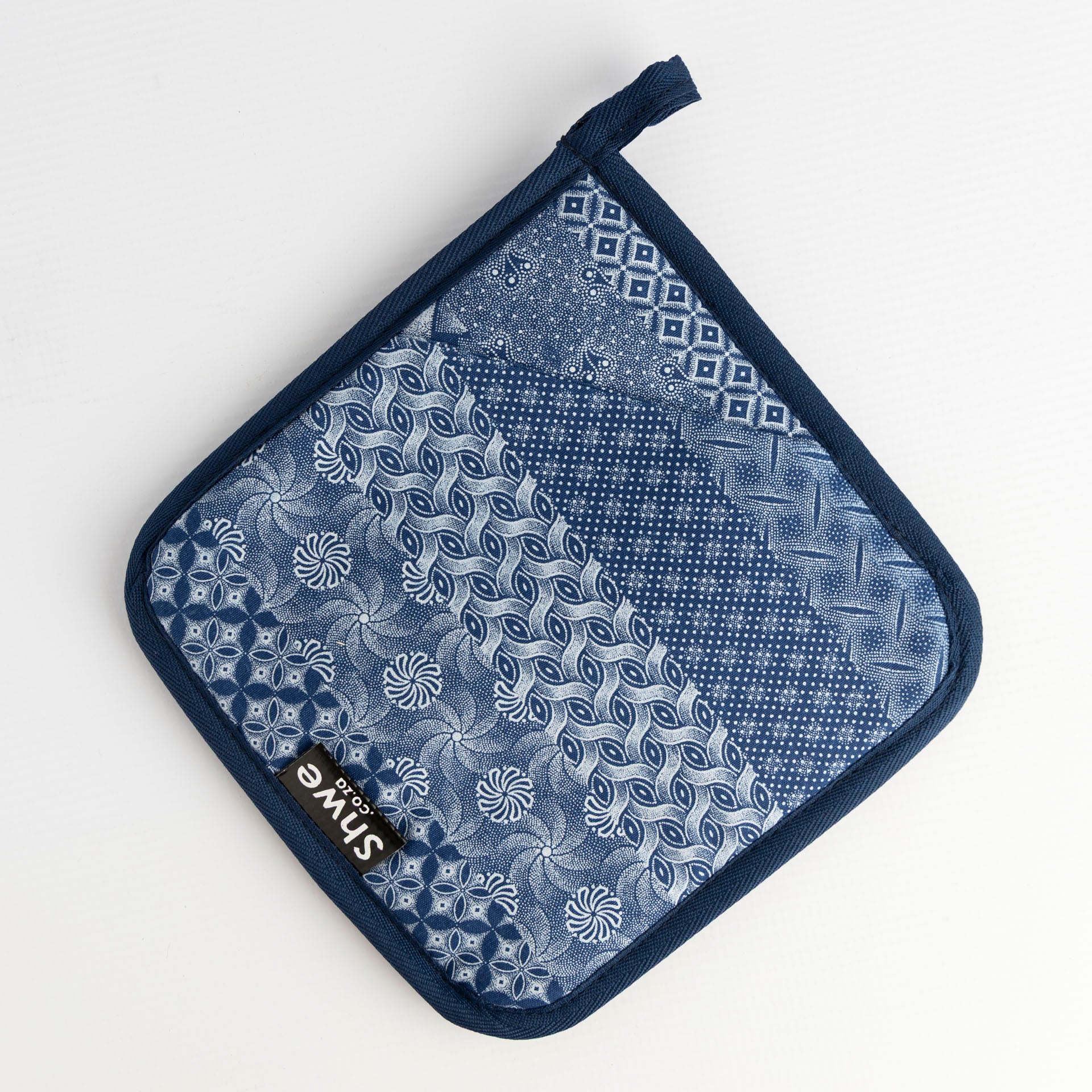 Shwe Pot Holder