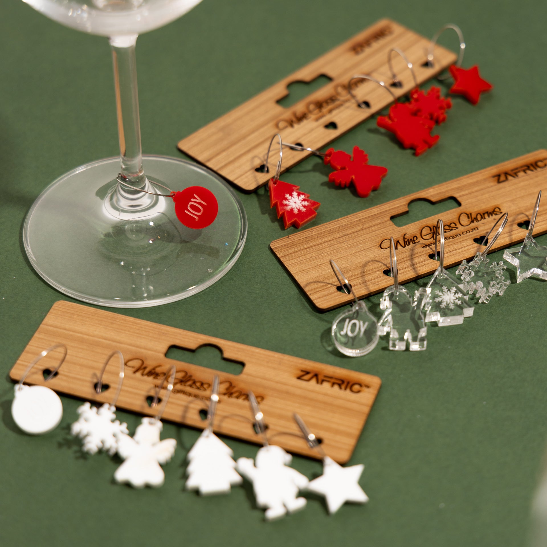 Christmas Wine Glass Charms (assorted colours)