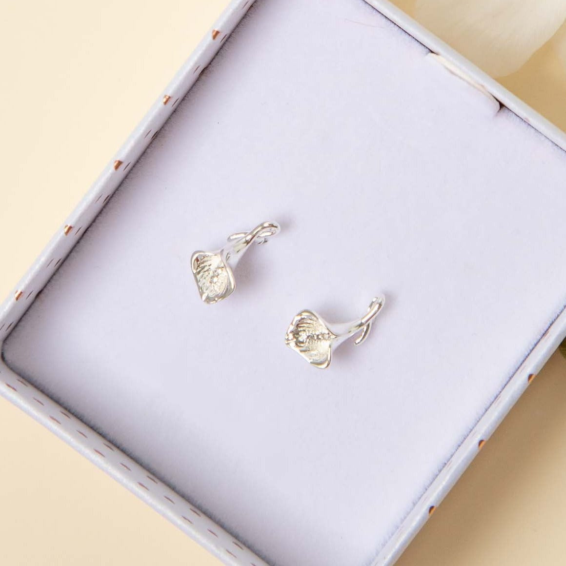 Calla Lily Looped Earrings