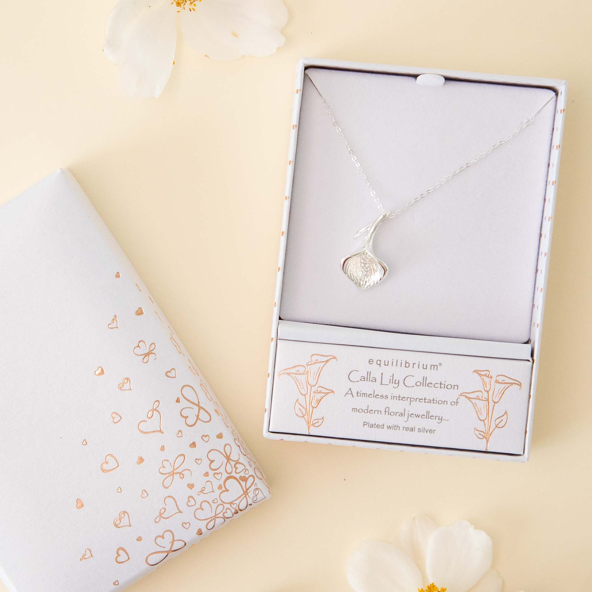 Calla Lily Looped Necklace