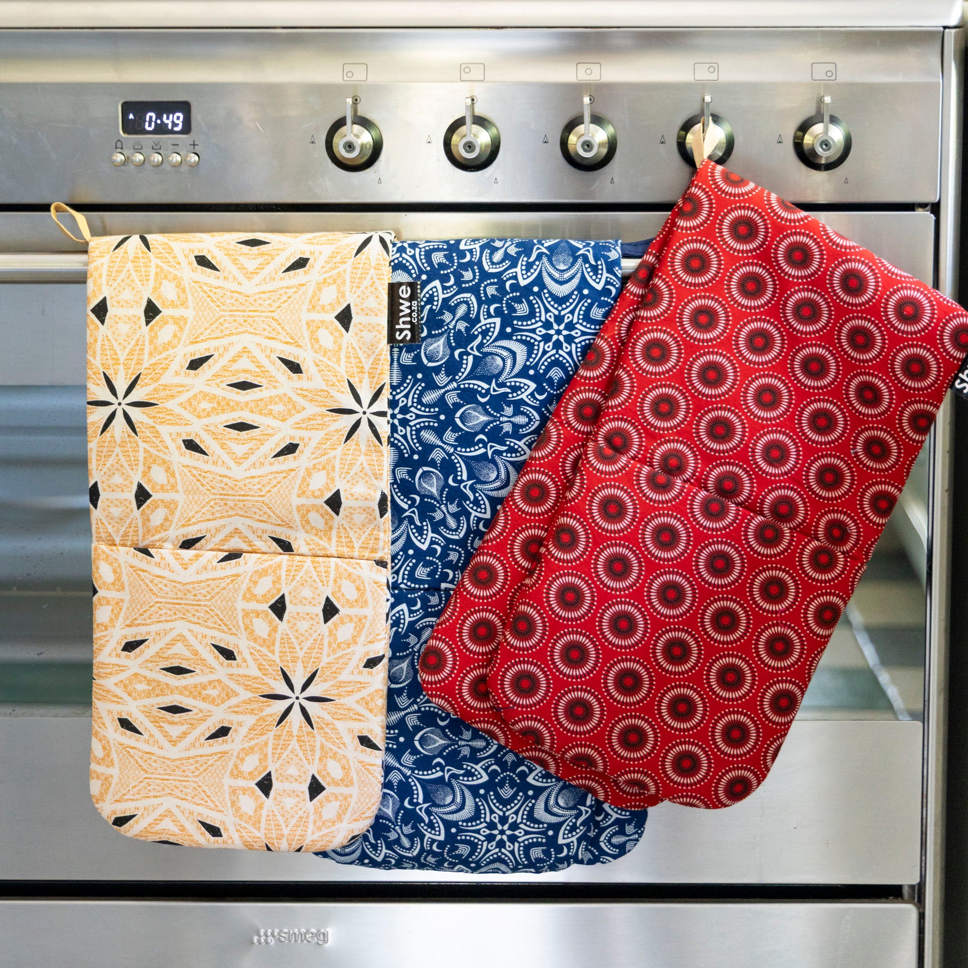 Shwe Oven Gloves