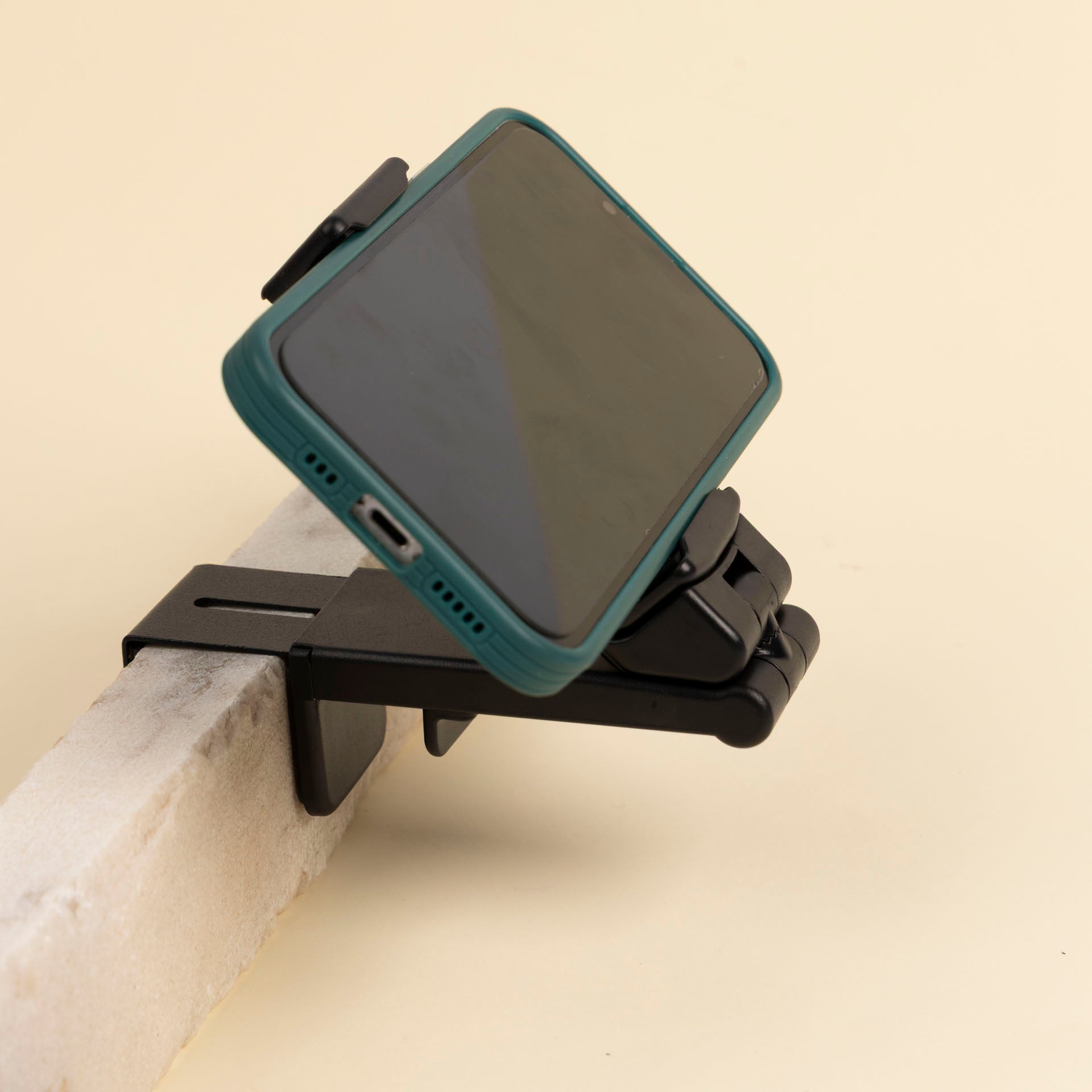 Universal Cell Phone Mount