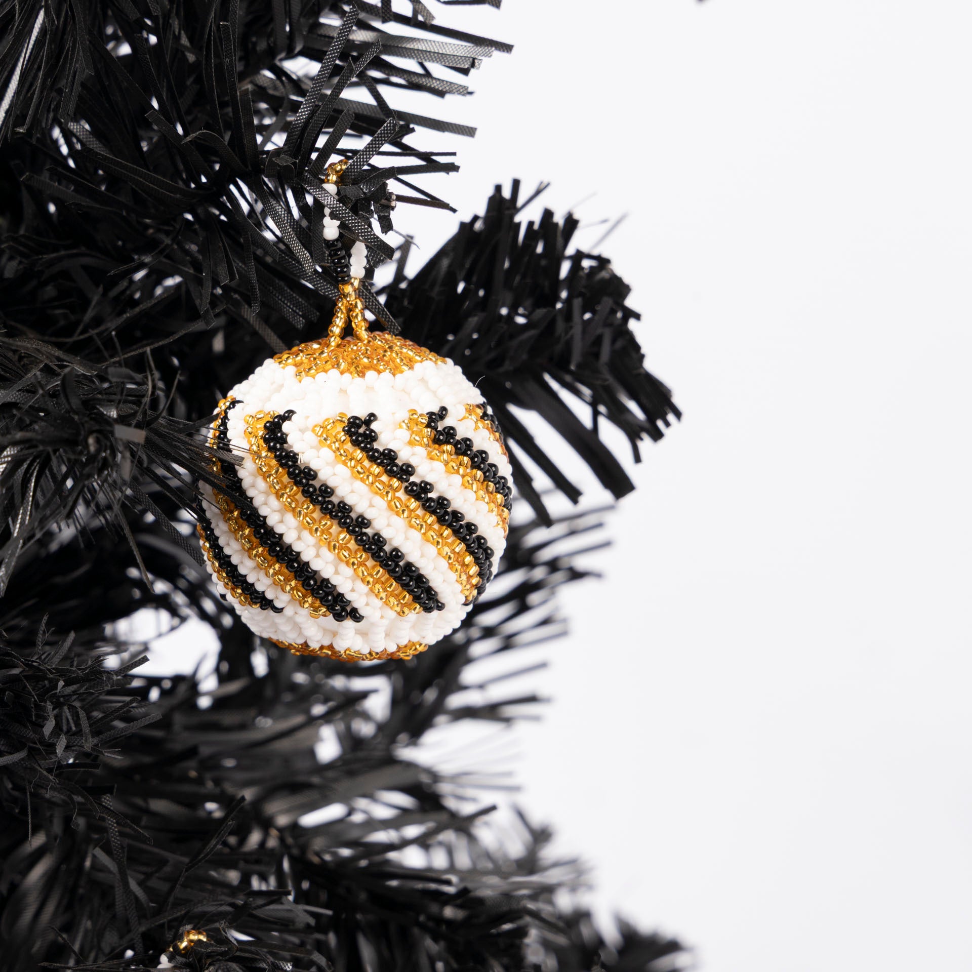 Project Hope Beaded Christmas Baubles (set of 4 – assorted colours)