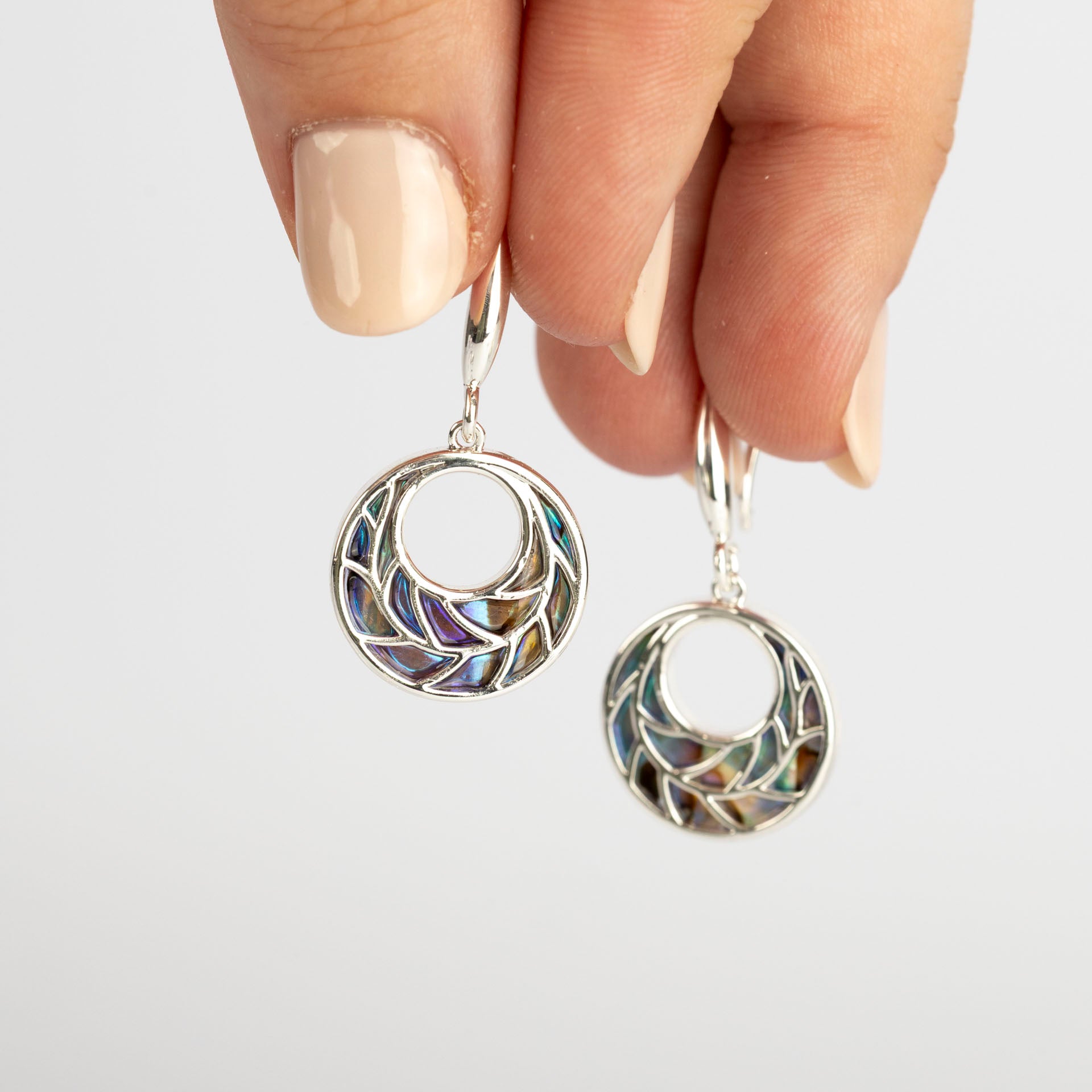 Pāua Shell Elegance Earrings