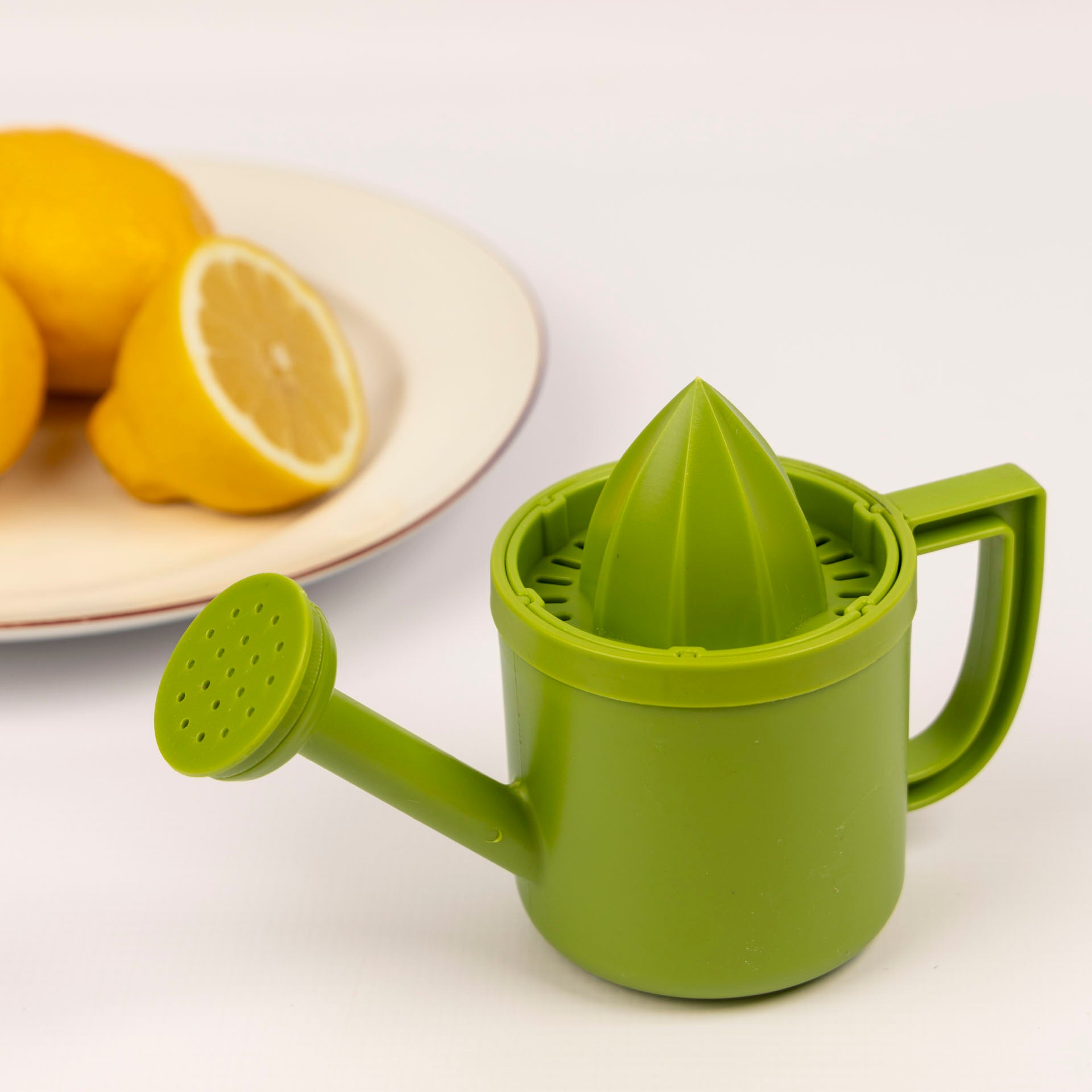 Watering Can Lemon Juicer