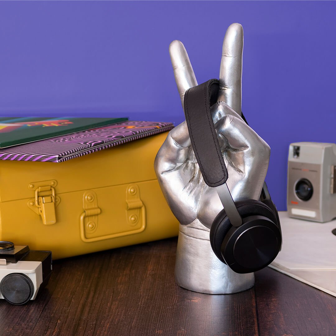 Peace Out Headphone Stand